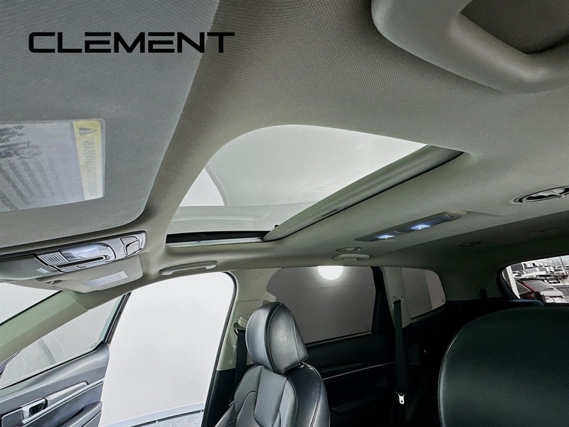 Kia Telluride Vehicle Full-screen Gallery Image 26