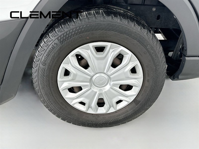 Ford Transit Cargo Van Vehicle Image 33