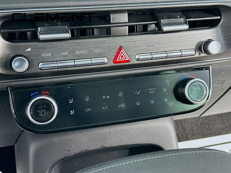 Hyundai Palisade Vehicle Full-screen Gallery Image 22