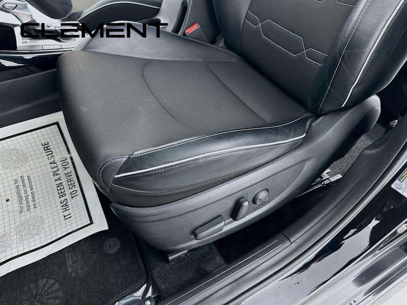 Kia Forte Vehicle Full-screen Gallery Image 26