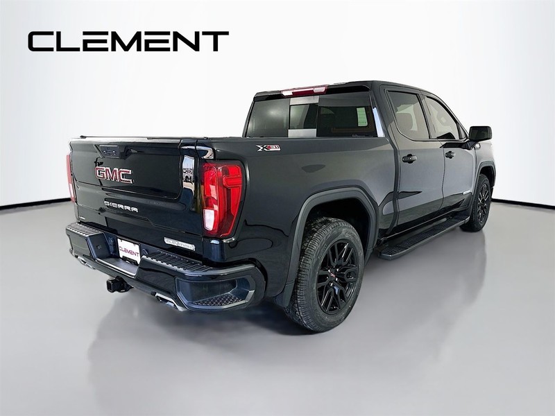GMC Sierra 1500 Vehicle Full-screen Gallery Image 7