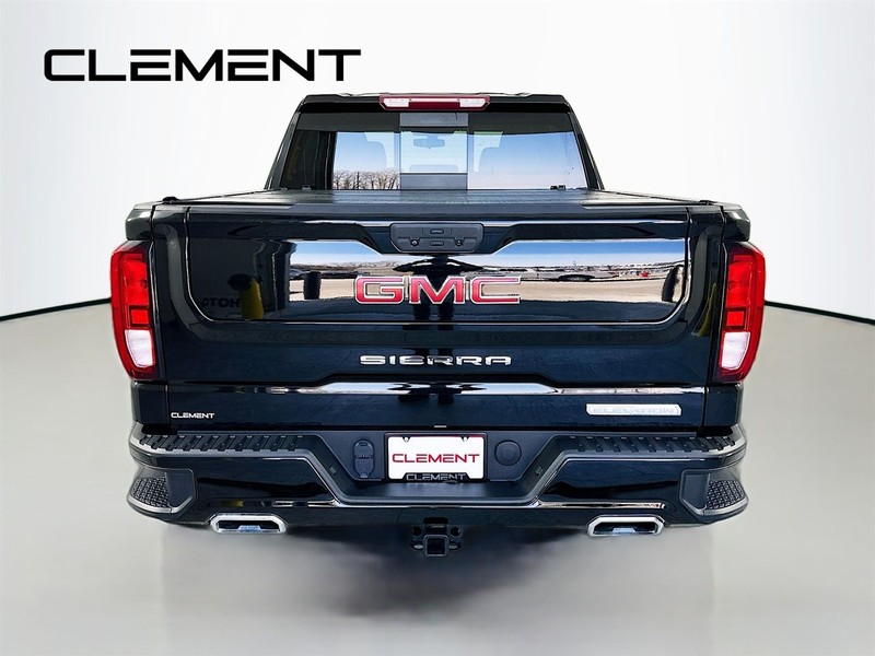 GMC Sierra 1500 Vehicle Full-screen Gallery Image 8