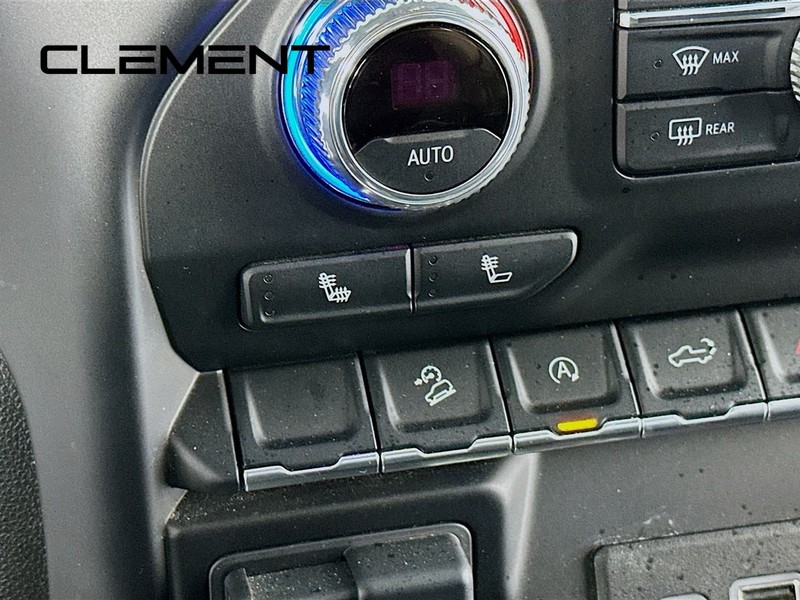 GMC Sierra 1500 Vehicle Full-screen Gallery Image 23