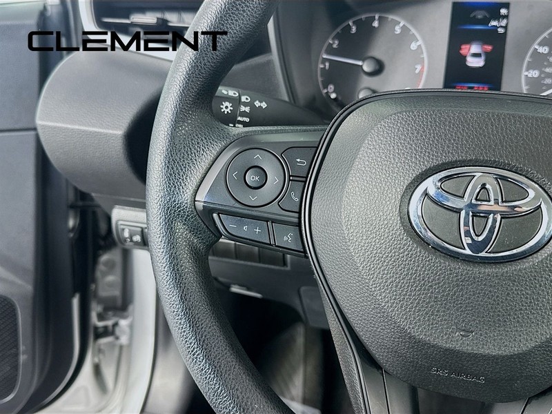 Toyota Corolla Vehicle Full-screen Gallery Image 16