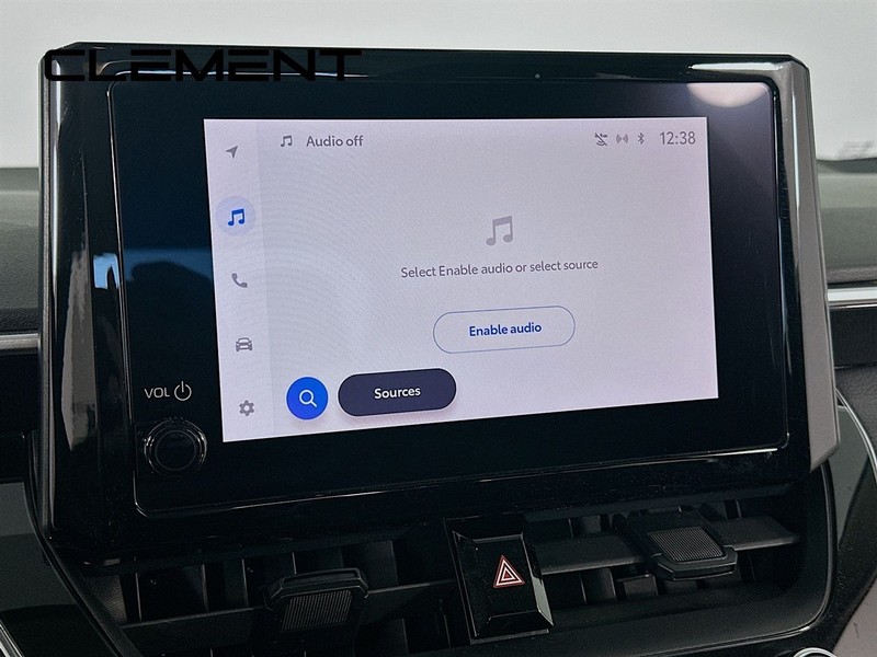 Toyota Corolla Vehicle Full-screen Gallery Image 19