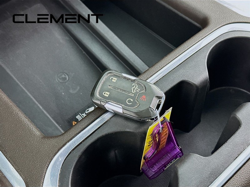 GMC Sierra 2500HD Vehicle Image 24