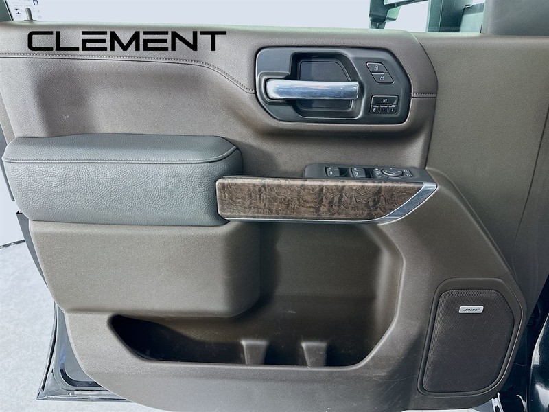 GMC Sierra 2500HD Vehicle Image 29