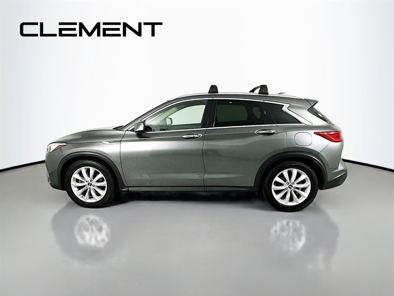 INFINITI QX50 Vehicle Full-screen Gallery Image 6