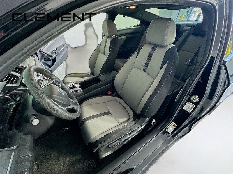 Honda Civic Coupe Vehicle Image 29