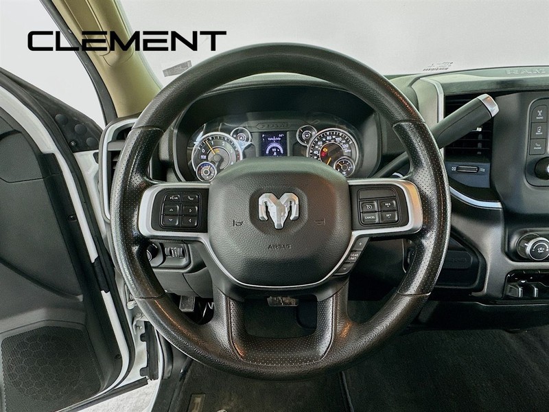 Ram 2500 Vehicle Image 15