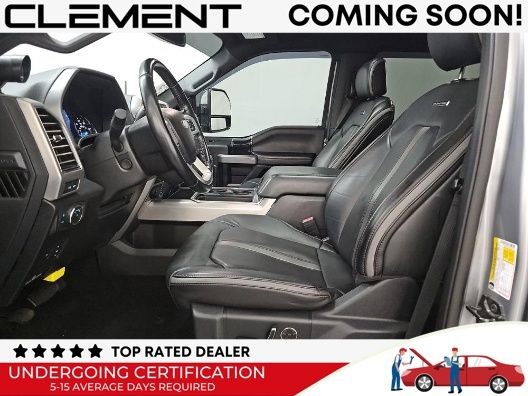 Ford Super Duty F-350 SRW Vehicle Full-screen Gallery Image 3