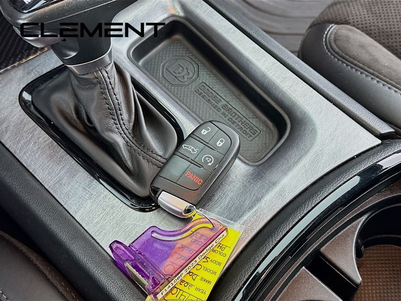 Dodge Charger Vehicle Image 24