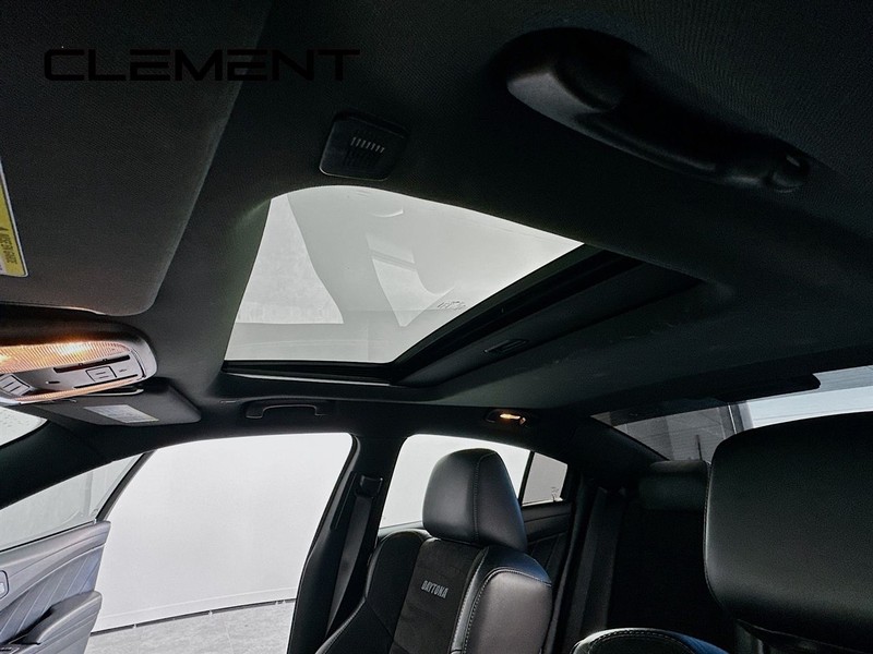 Dodge Charger Vehicle Image 26