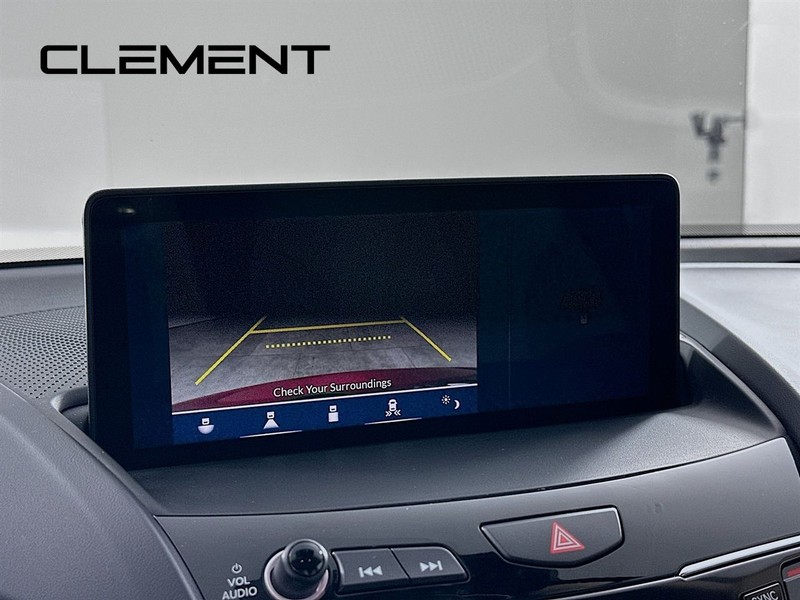 Acura RDX Vehicle Full-screen Gallery Image 20