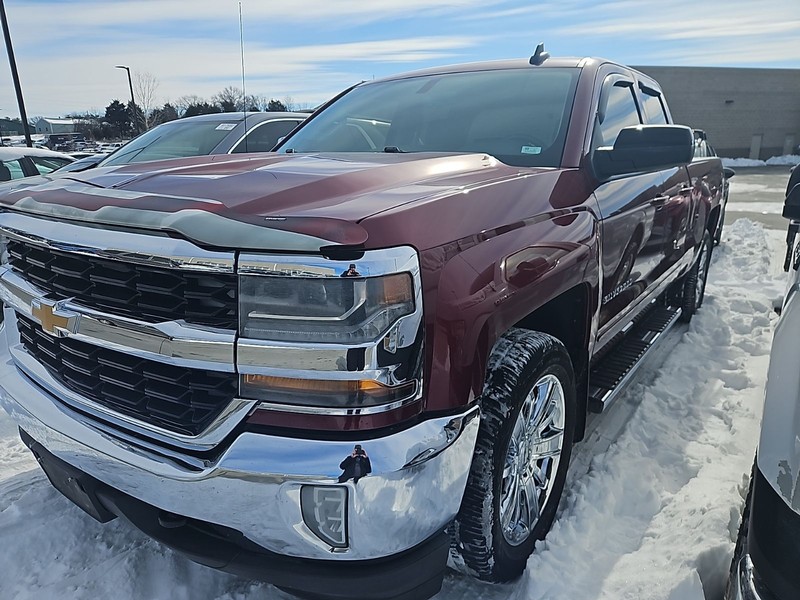 Chevrolet Silverado 1500 Vehicle Full-screen Gallery Image 3
