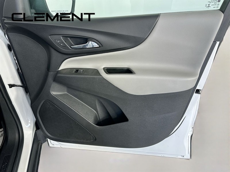 Chevrolet Equinox Vehicle Image 33