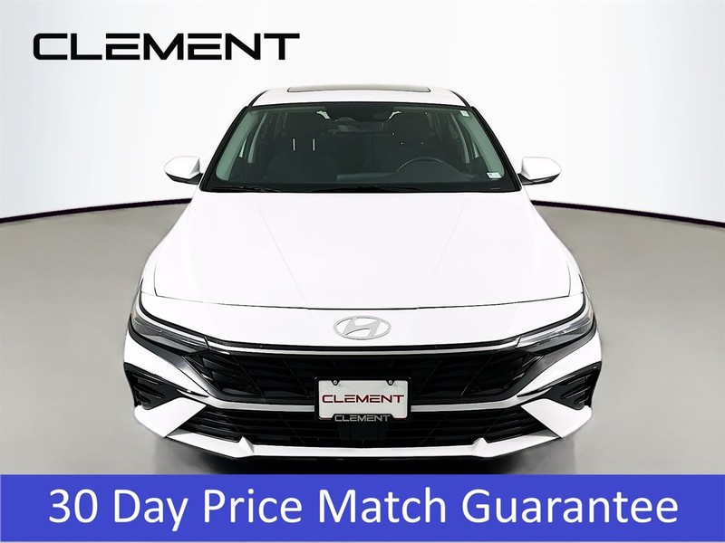 Hyundai Elantra Vehicle Image 02