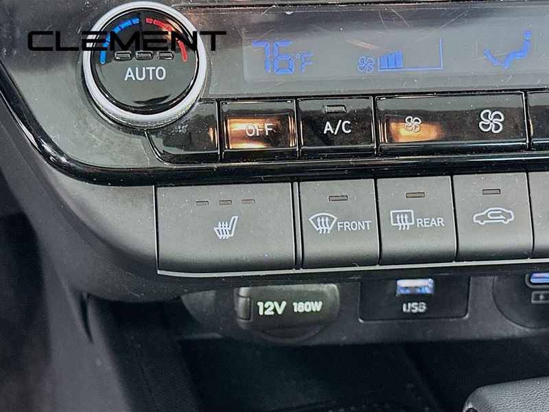 Hyundai Elantra Vehicle Image 23