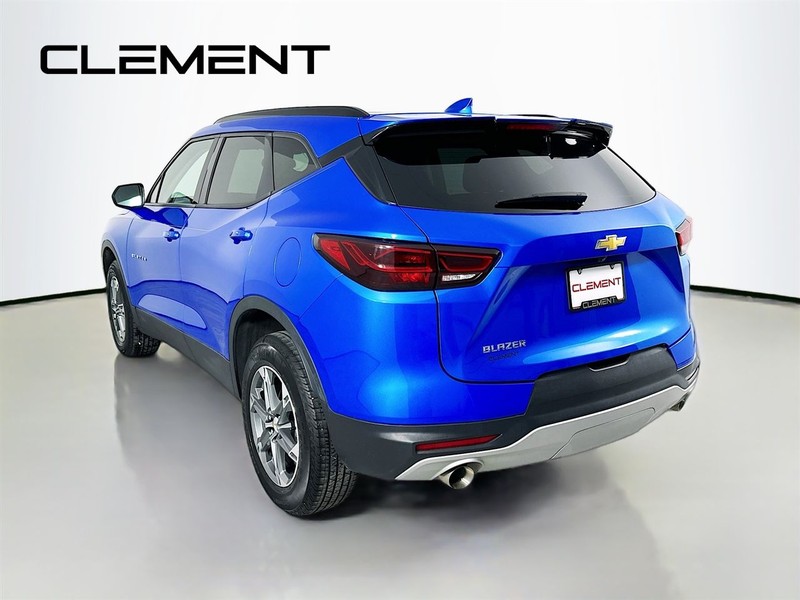 Chevrolet Blazer Vehicle Full-screen Gallery Image 10