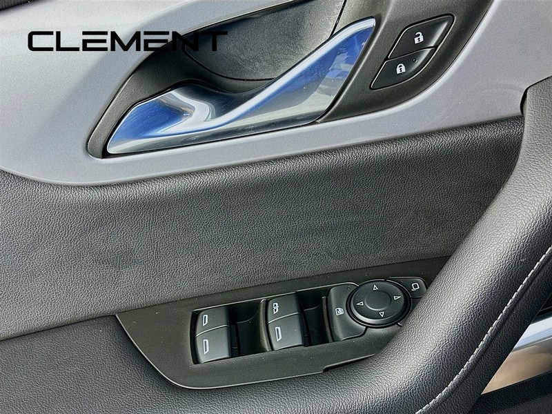 Chevrolet Blazer Vehicle Full-screen Gallery Image 26