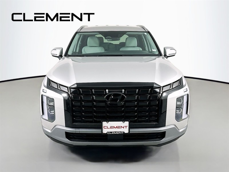 Hyundai Palisade Vehicle Full-screen Gallery Image 3