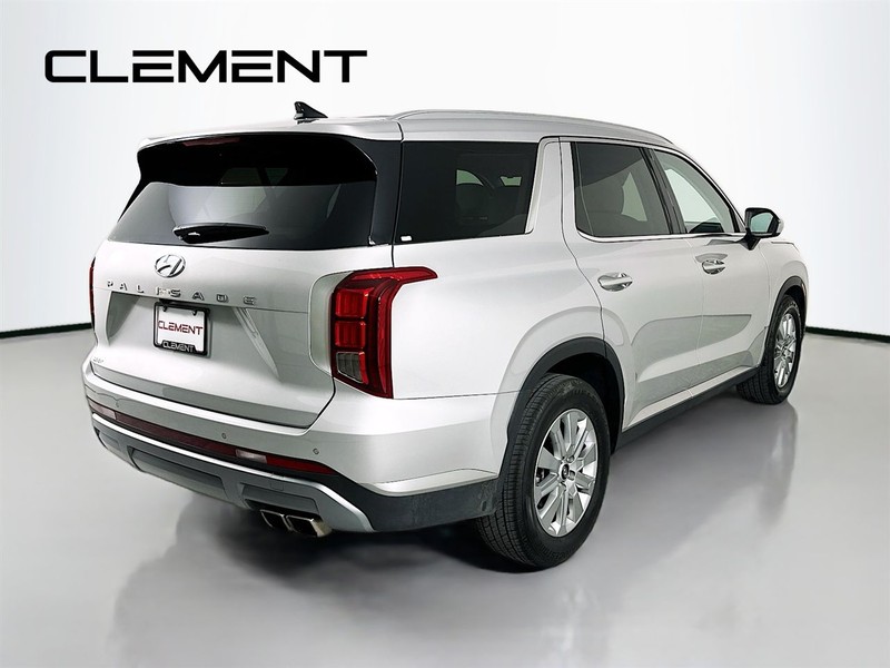 Hyundai Palisade Vehicle Full-screen Gallery Image 7