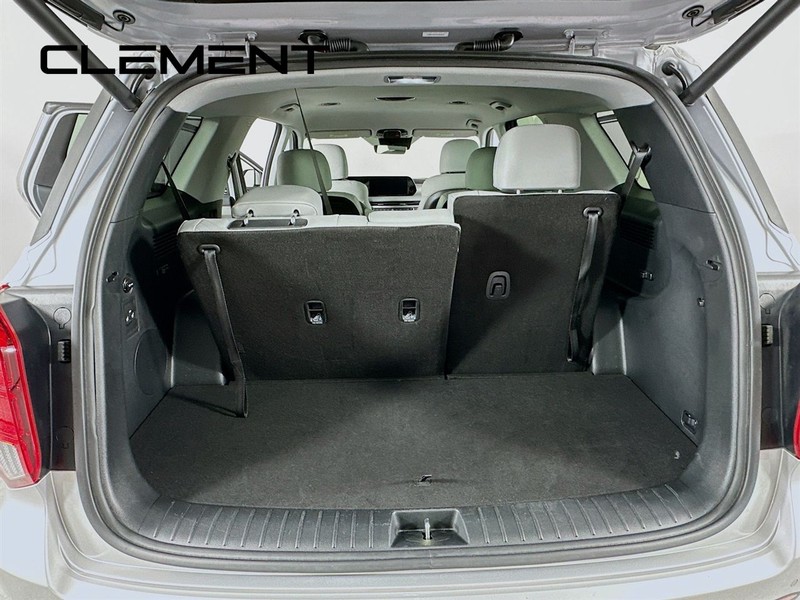 Hyundai Palisade Vehicle Full-screen Gallery Image 11