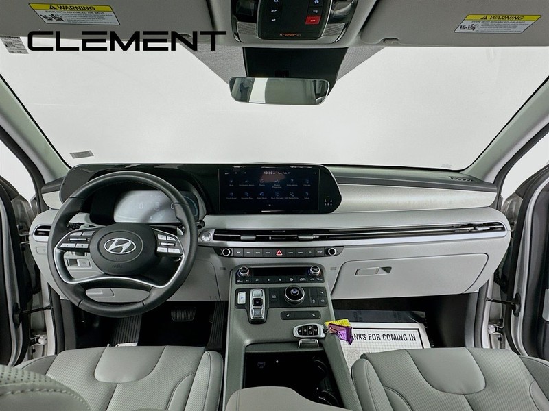 Hyundai Palisade Vehicle Full-screen Gallery Image 12