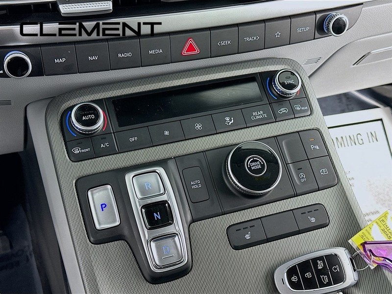 Hyundai Palisade Vehicle Full-screen Gallery Image 22