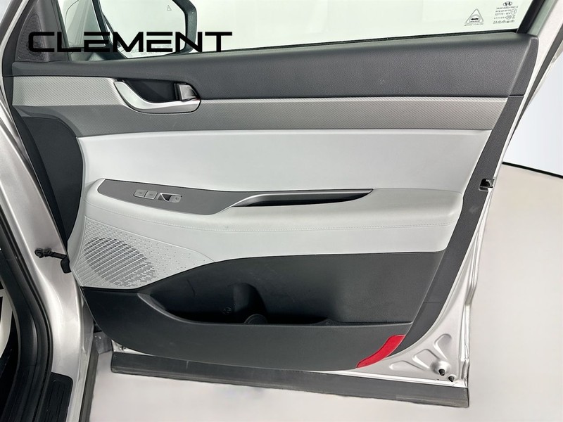 Hyundai Palisade Vehicle Full-screen Gallery Image 36