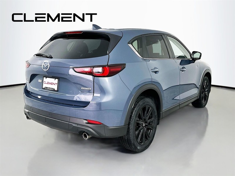 Mazda CX-5 Vehicle Full-screen Gallery Image 7