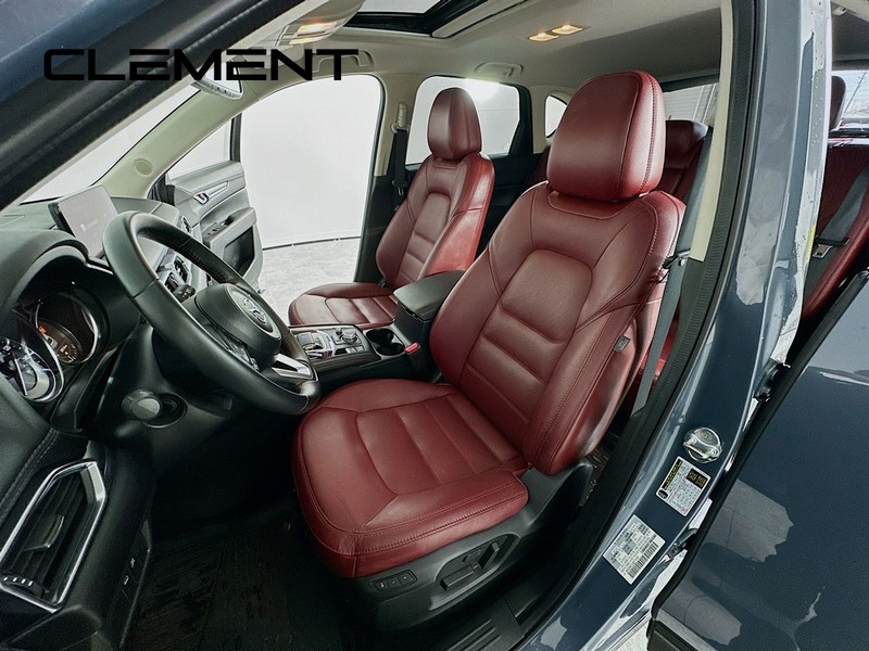 Mazda CX-5 Vehicle Full-screen Gallery Image 29