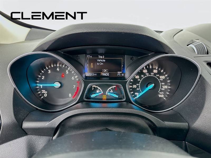 Ford Escape Vehicle Full-screen Gallery Image 18