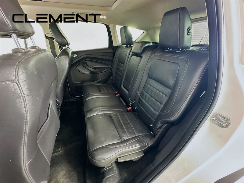 Ford Escape Vehicle Full-screen Gallery Image 33