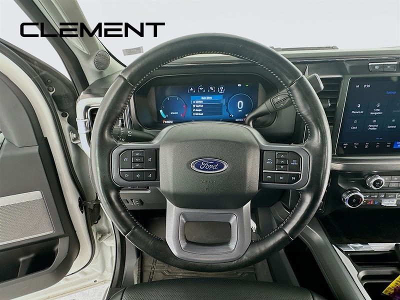 Ford Super Duty F-350 SRW Vehicle Image 15