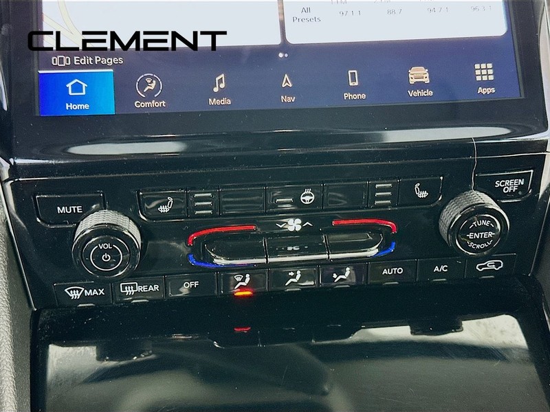 Jeep Grand Cherokee 4xe Vehicle Full-screen Gallery Image 22