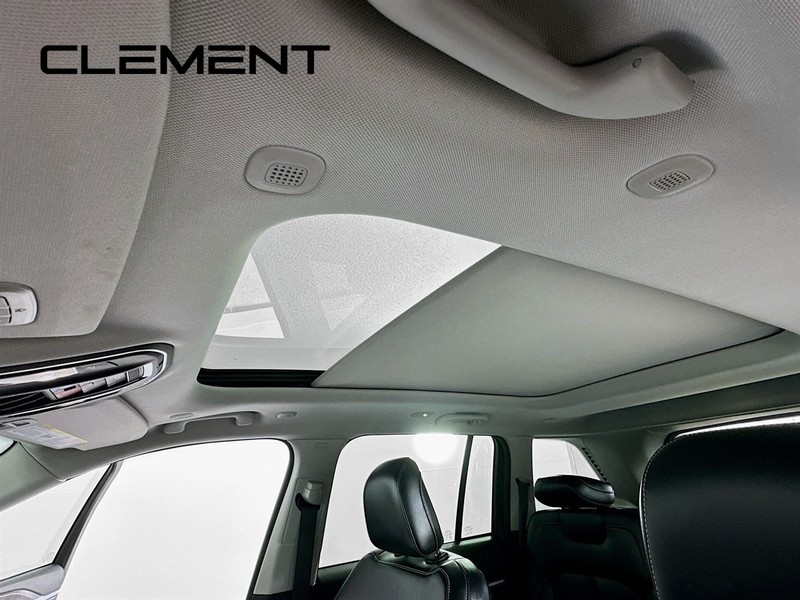 Jeep Grand Cherokee 4xe Vehicle Full-screen Gallery Image 26