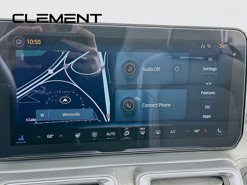 Ford Mustang Vehicle Full-screen Gallery Image 19