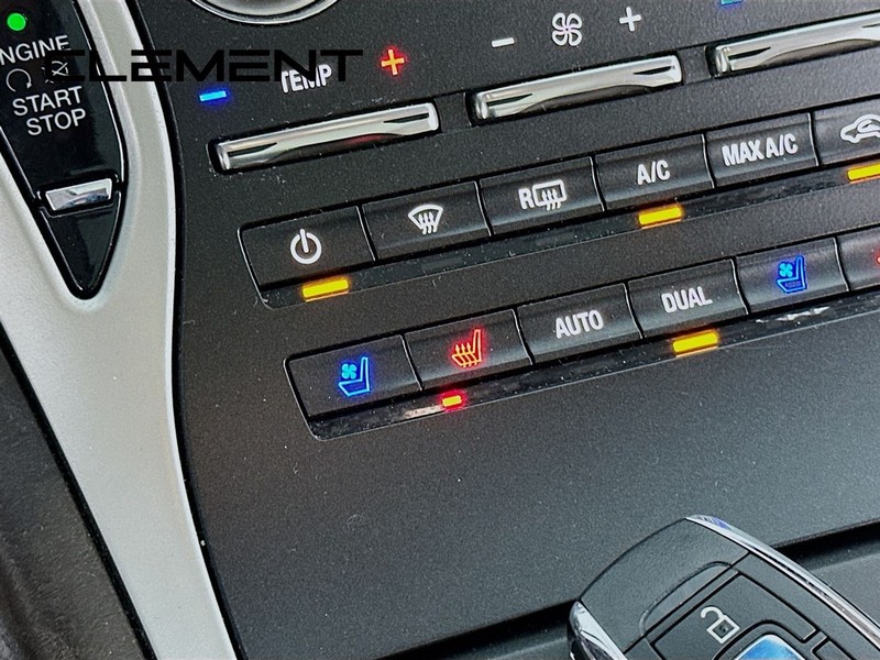 Lincoln Nautilus Vehicle Image 23