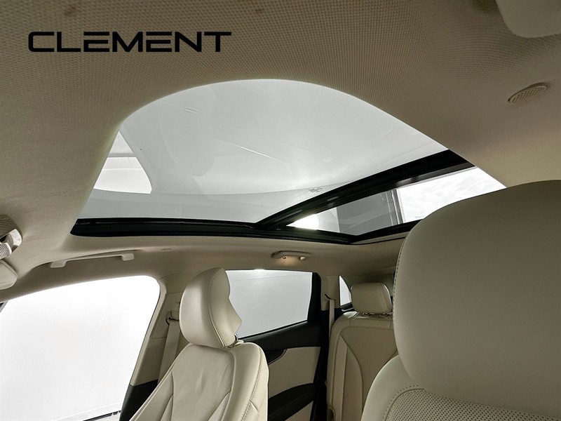 Lincoln Nautilus Vehicle Image 26