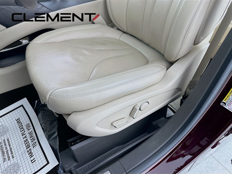 Lincoln Nautilus Vehicle Image 30