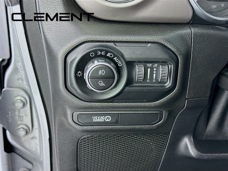 Jeep Gladiator Vehicle Image 14