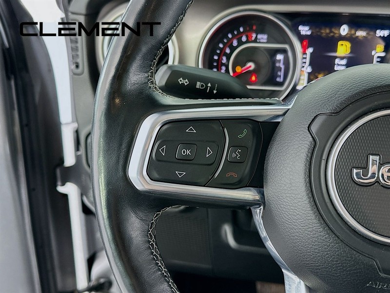 Jeep Gladiator Vehicle Image 16