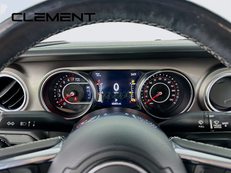 Jeep Gladiator Vehicle Image 18