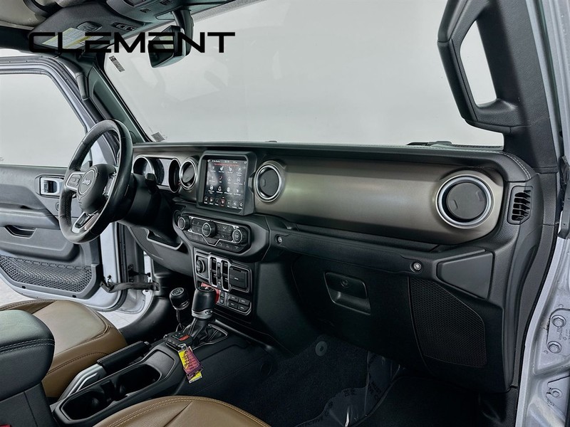 Jeep Gladiator Vehicle Image 33