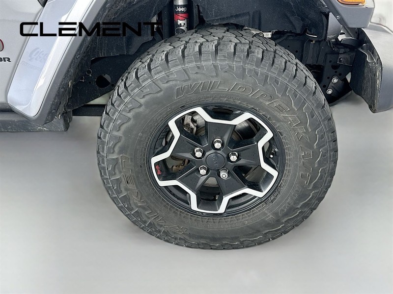 Jeep Gladiator Vehicle Image 35