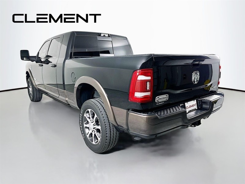 Ram 2500 Vehicle Image 10
