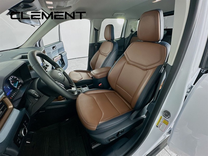 Ford Maverick Vehicle Full-screen Gallery Image 30