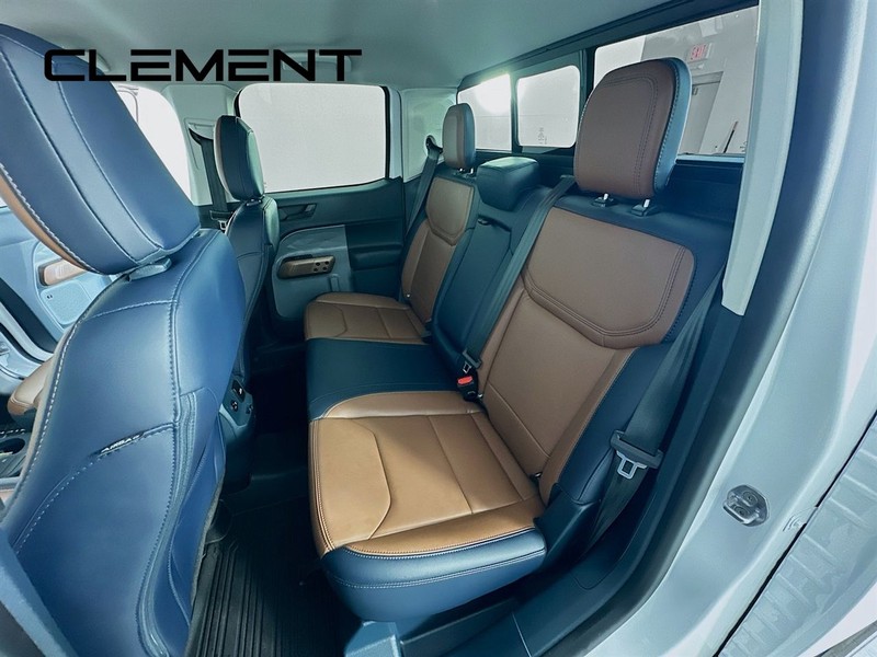 Ford Maverick Vehicle Full-screen Gallery Image 32