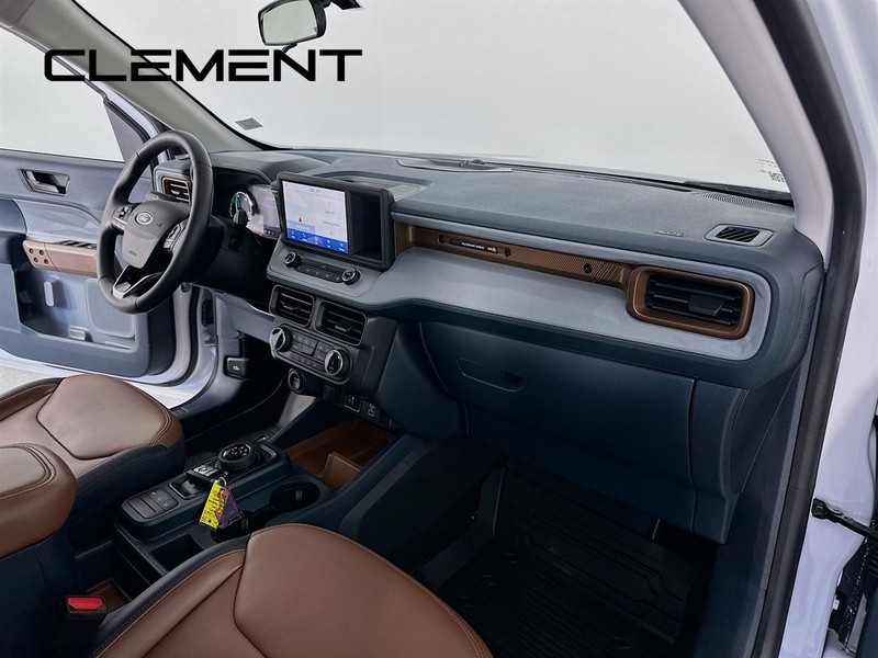 Ford Maverick Vehicle Full-screen Gallery Image 34